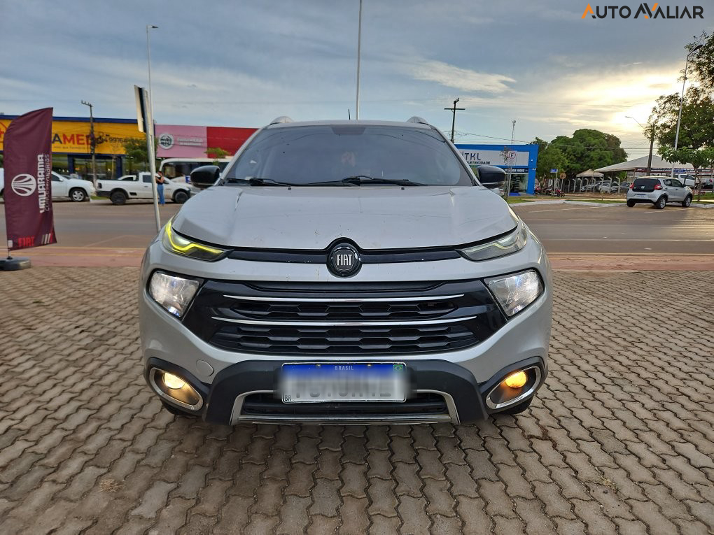 FIAT TORO 2.0 16V TURBO DIESEL VOLCANO 4WD AT9