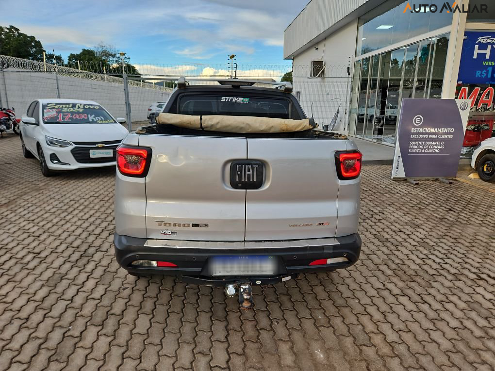 FIAT TORO 2.0 16V TURBO DIESEL VOLCANO 4WD AT9
