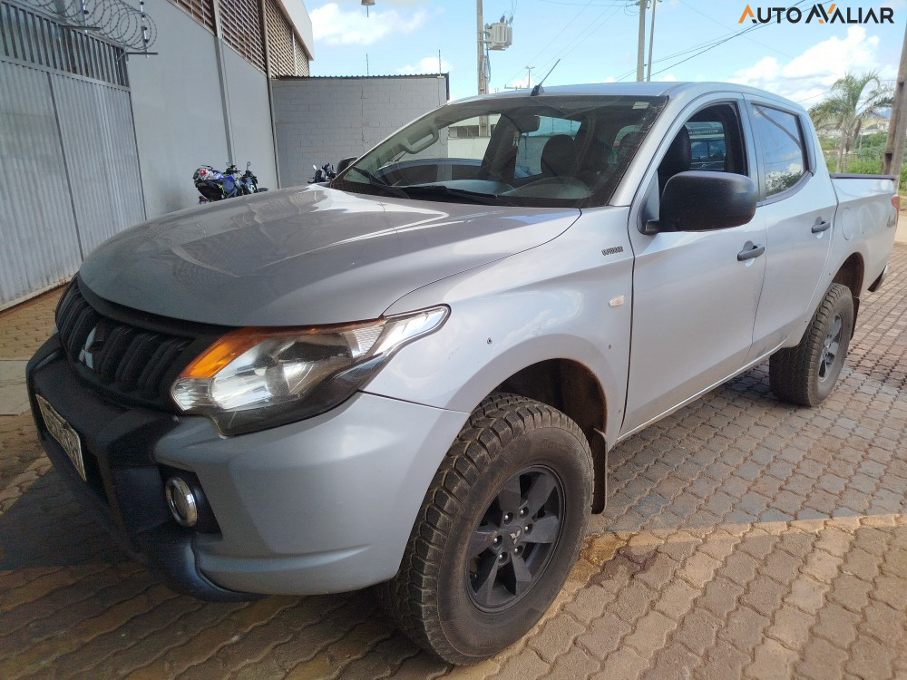 MITSUBISHI L200 2.4 16V TURBO DIESEL SPORT GLX CD 4P 4X4 MANUAL