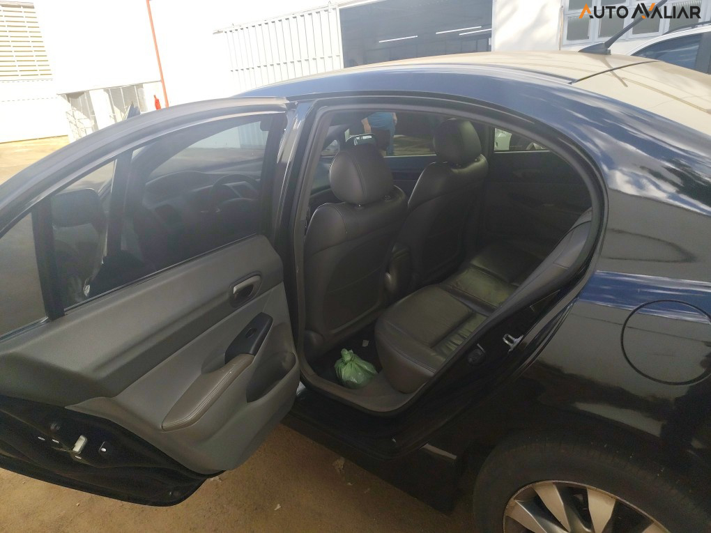 HONDA CIVIC 1.8 LXL 16V FLEX 4P AUTOMATICO