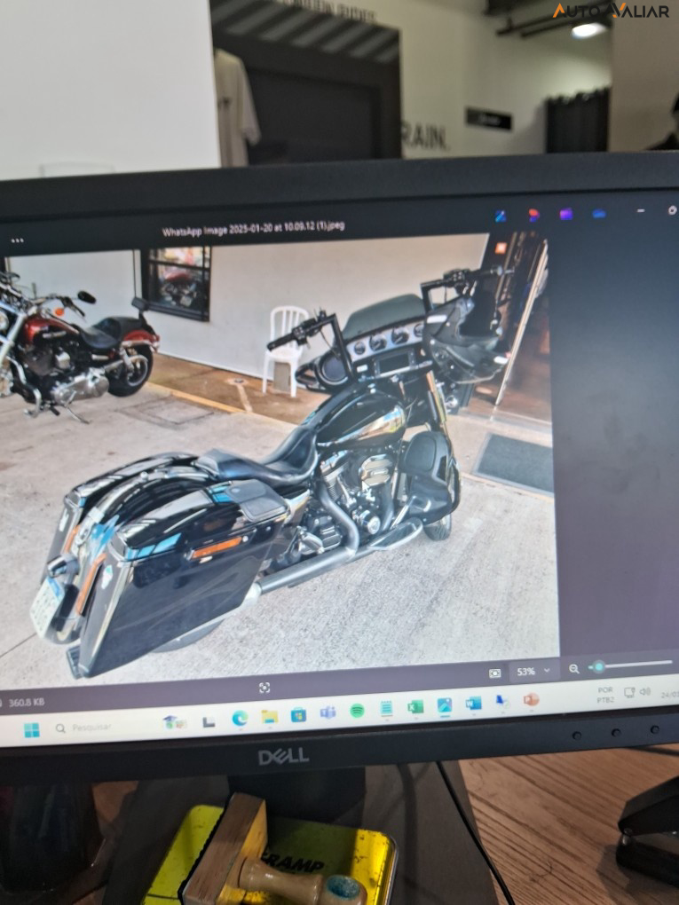 HARLEY-DAVIDSON CVO STREET GLIDE CVO STREET GLIDE