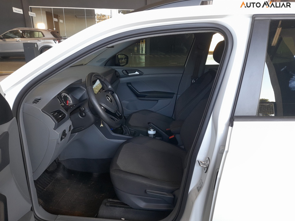 VOLKSWAGEN T-CROSS 1.0 200 TSI TOTAL FLEX AUTOMÁTICO