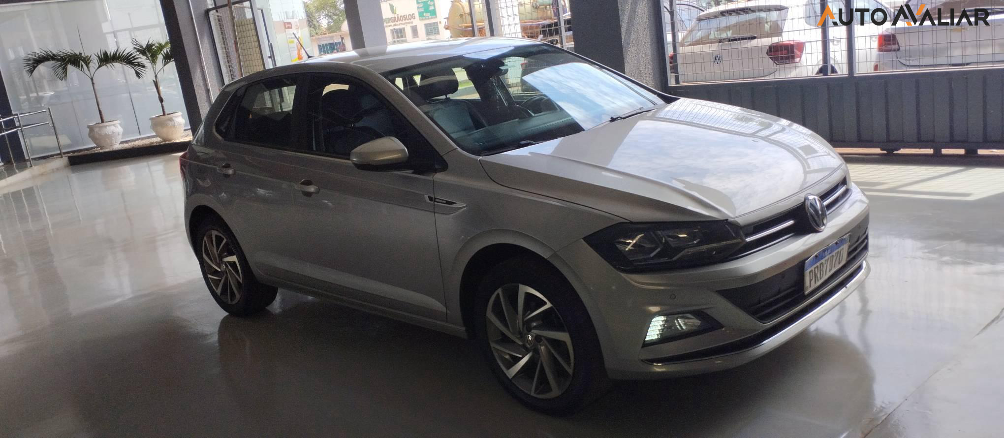 VOLKSWAGEN POLO 1.0 200 TSI HIGHLINE AUTOMATICO
