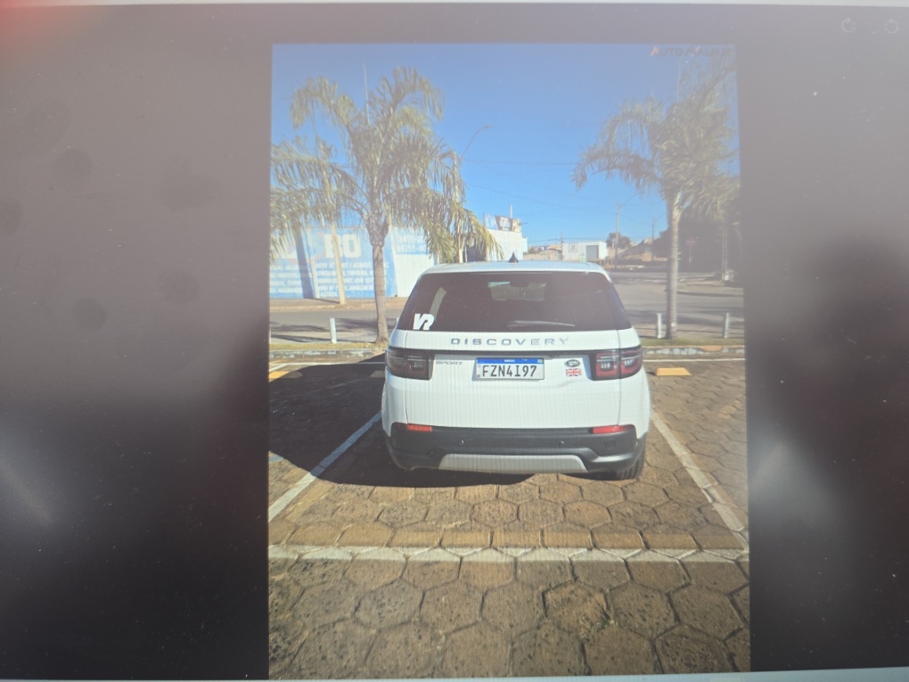 LAND ROVER DISCOVERY SPORT 2.0 D200 TURBO DIESEL SE AUTOMATICO
