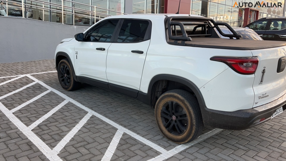 FIAT TORO 2.0 16V TURBO DIESEL ENDURANCE 4WD AT9