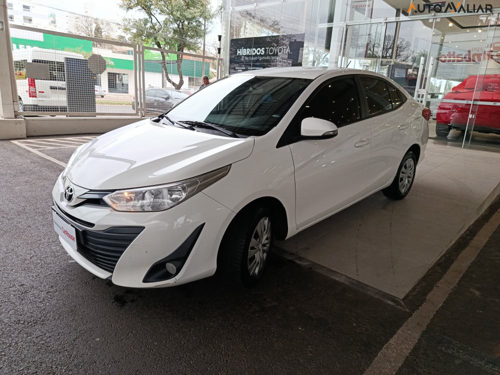 TOYOTA YARIS 1.5 16V FLEX SEDAN XL LIVE MULTIDRIVE