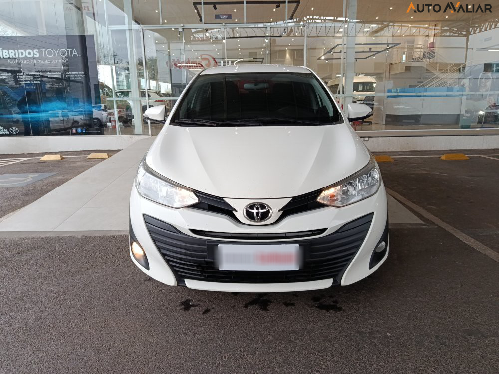 TOYOTA YARIS 1.5 16V FLEX SEDAN XL LIVE MULTIDRIVE