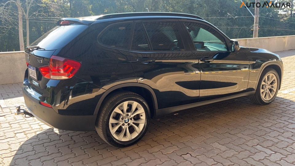 BMW X1 (SDRIVE18I) 2.0 16V