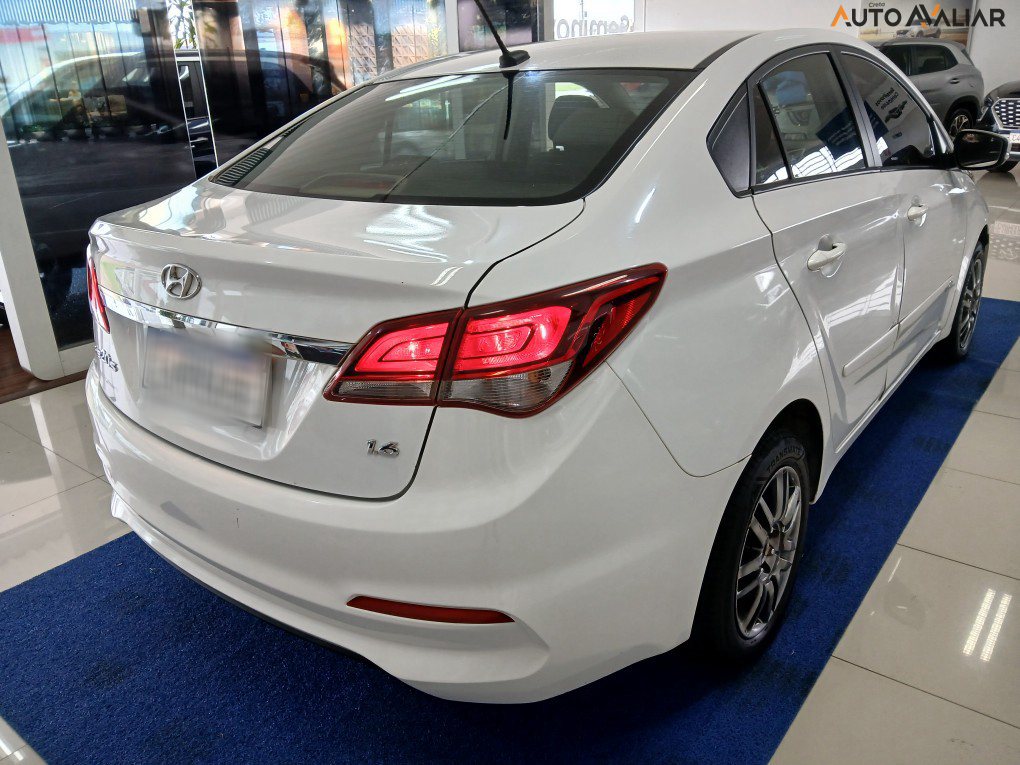 HYUNDAI HB20S 1.6 COMFORT PLUS 16V FLEX 4P MANUAL