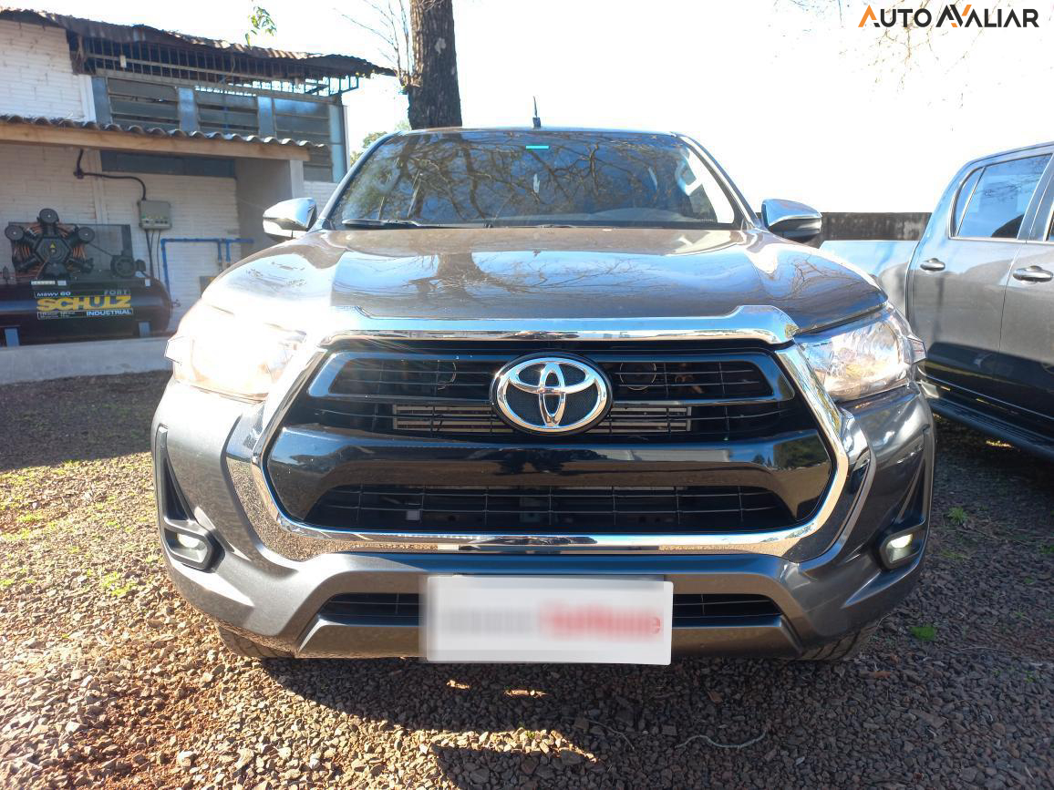 TOYOTA HILUX 2.8 D-4D TURBO DIESEL CD SRV 4X4 AUTOMÁTICO