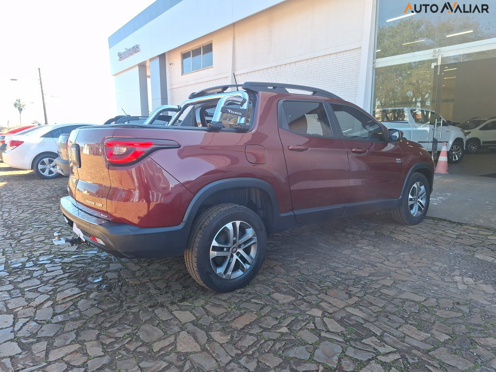 FIAT TORO 2.0 16V TURBO DIESEL FREEDOM 4WD AT9