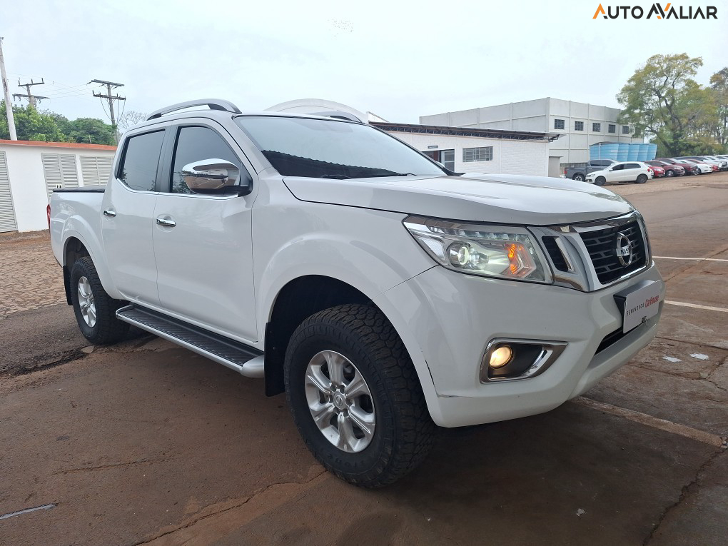 NISSAN FRONTIER 2.3 16V TURBO DIESEL LE CD 4X4 AUTOMATICO