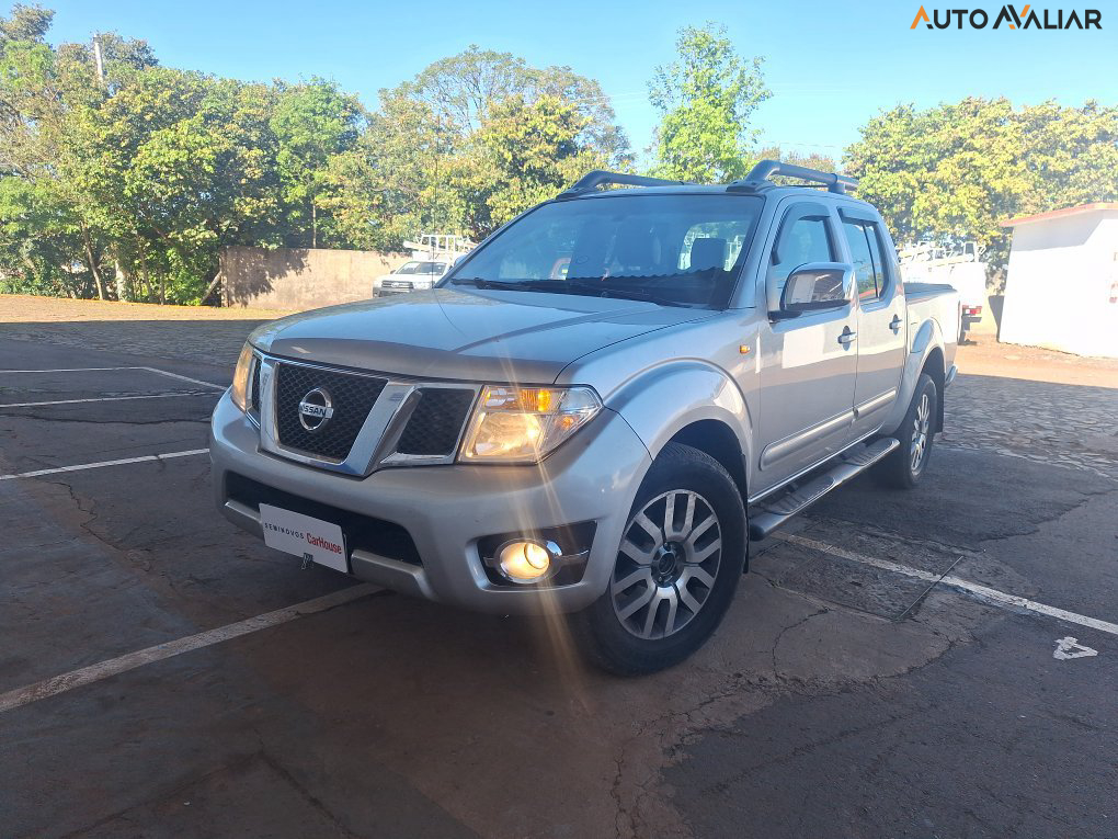 NISSAN FRONTIER 2.5 SL 4X4 CD TURBO ELETRONIC DIESEL 4P AUTOMATICO