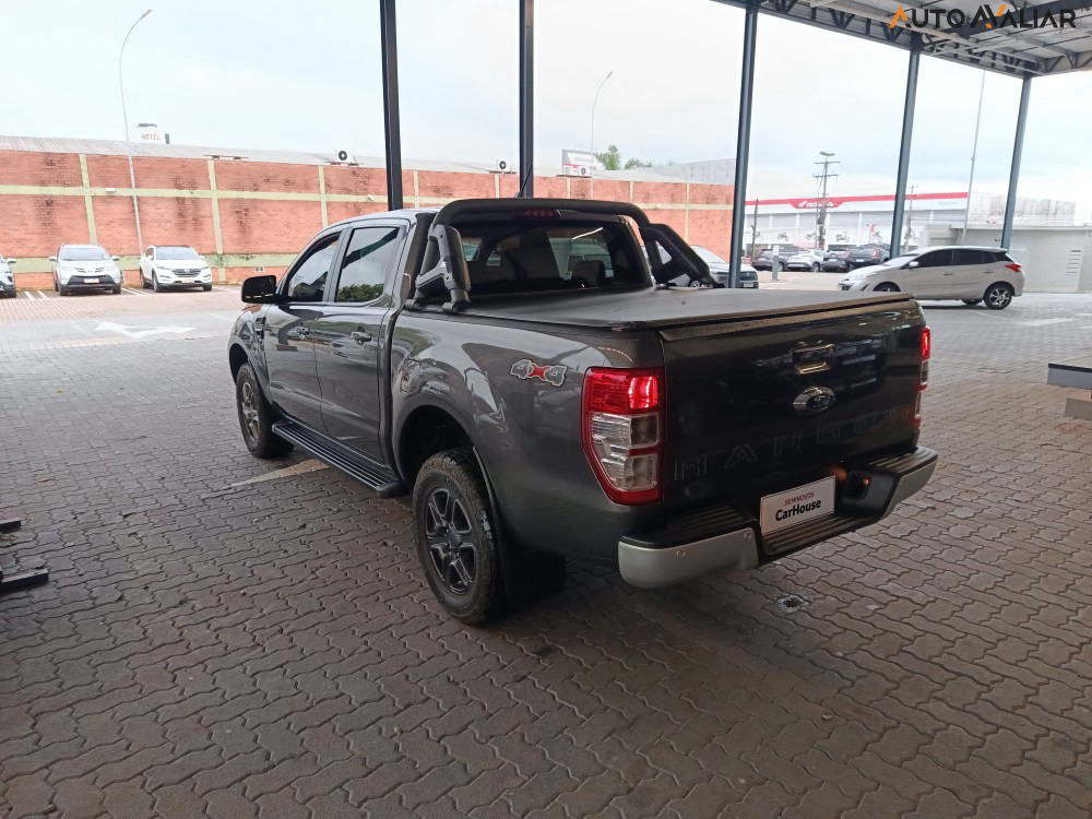 FORD RANGER 2.2 XLS 4X4 CD 16V DIESEL 4P AUTOMATICO