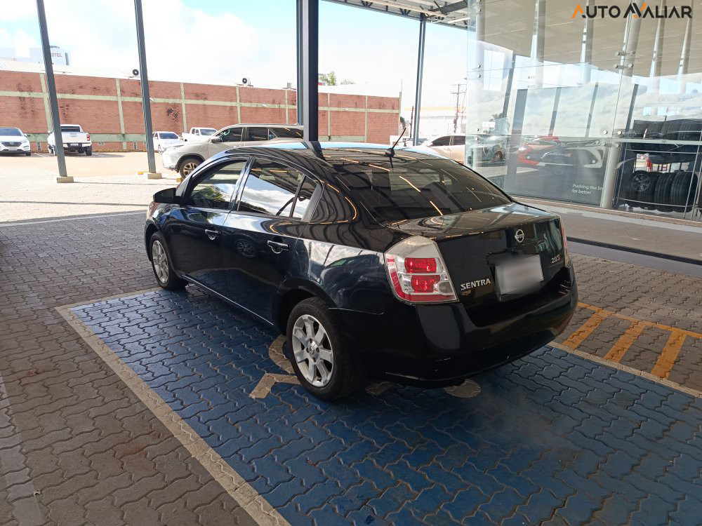 NISSAN SENTRA 2.0 S 16V GASOLINA 4P AUTOMATICO