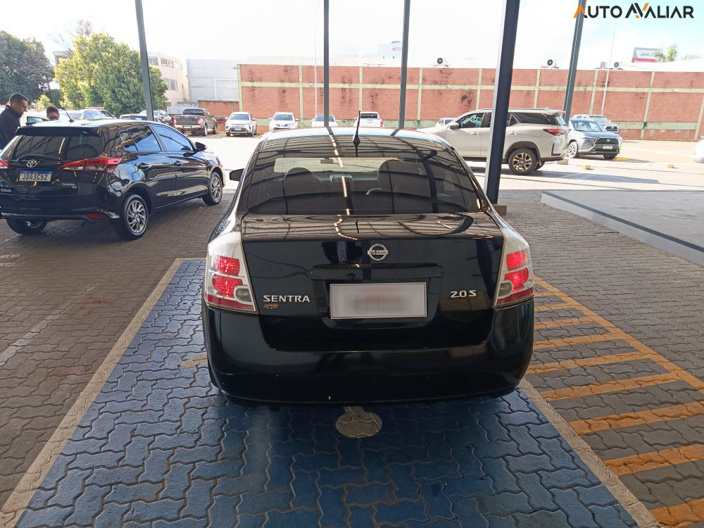 NISSAN SENTRA 2.0 S 16V GASOLINA 4P AUTOMATICO