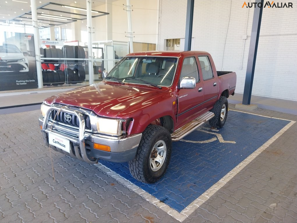 TOYOTA HILUX 3.0 SRV 4X4 CD 16V TURBO DIESEL 4P MANUAL