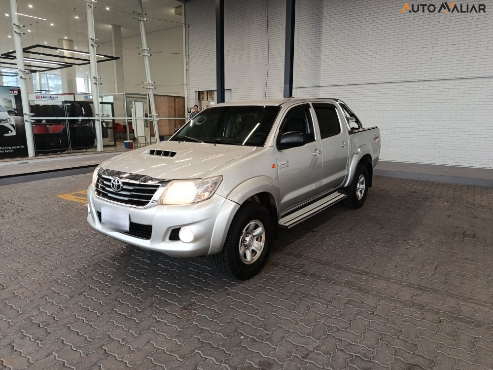 TOYOTA HILUX 3.0 SR 4X4 CD 16V TURBO INTERCOOLER DIESEL 4P AUTOMATICO
