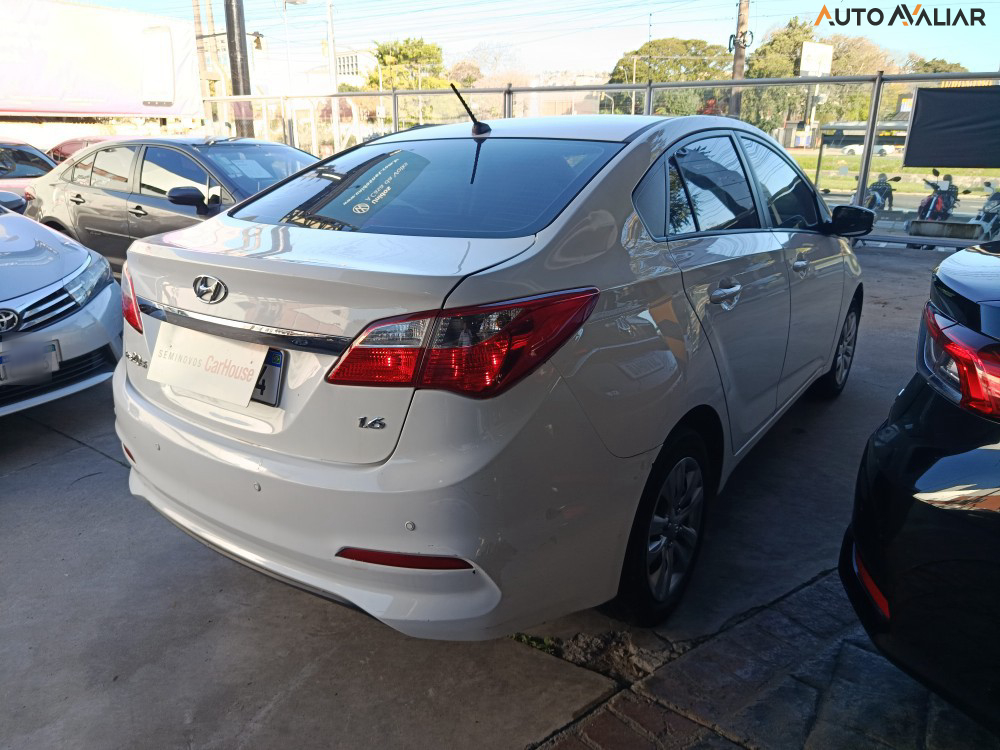 HYUNDAI HB20S 1.6 COMFORT STYLE 16V FLEX 4P MANUAL