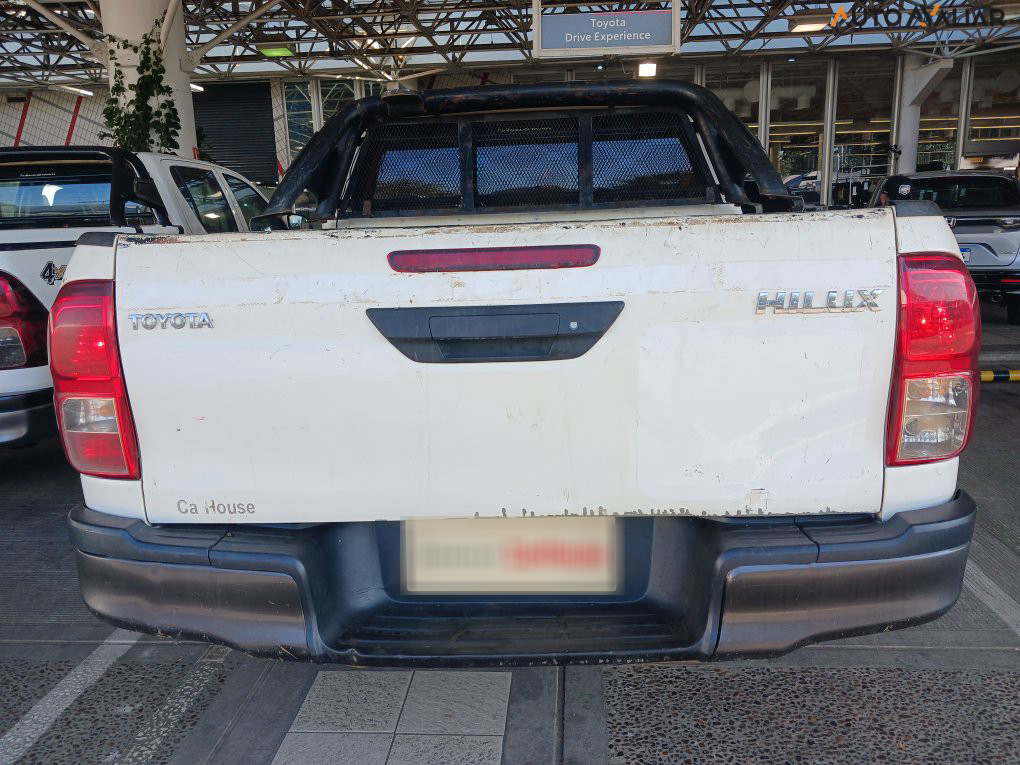 TOYOTA HILUX 2.8 POWER PACK 4X4 CD 16V DIESEL 4P MANUAL