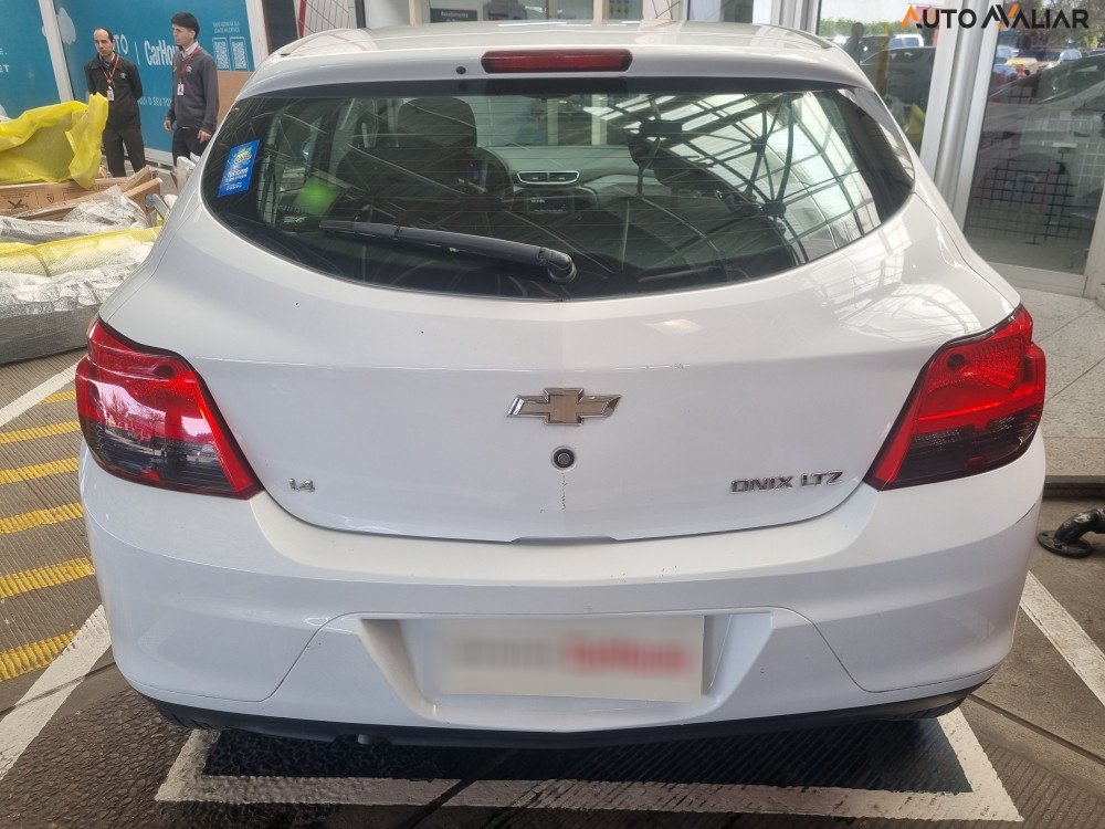CHEVROLET ONIX 1.4 MPFI LTZ 8V FLEX 4P MANUAL