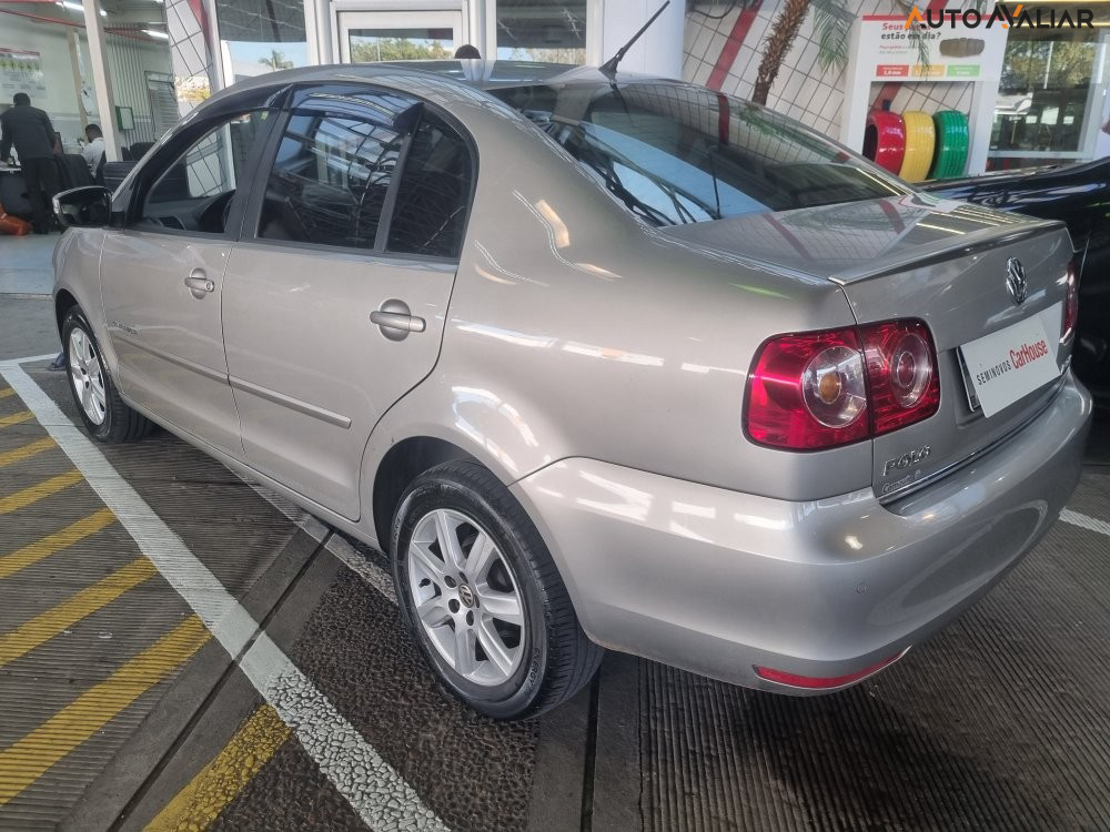 VOLKSWAGEN POLO 1.6 MI COMFORTLINE 8V FLEX 4P AUTOMATIZADO