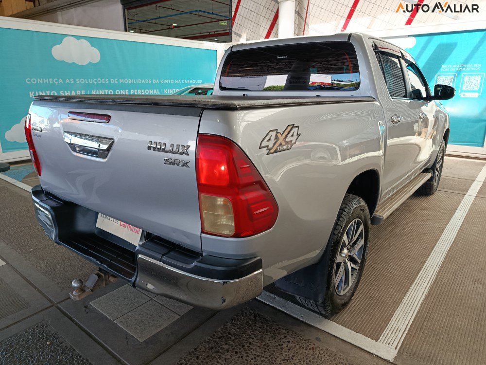 TOYOTA HILUX 2.8 SRX 4X4 CD 16V DIESEL 4P AUTOMATICO