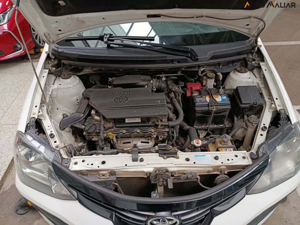 TOYOTA ETIOS 1.5 X PLUS SEDAN 16V FLEX 4P AUTOMATICO