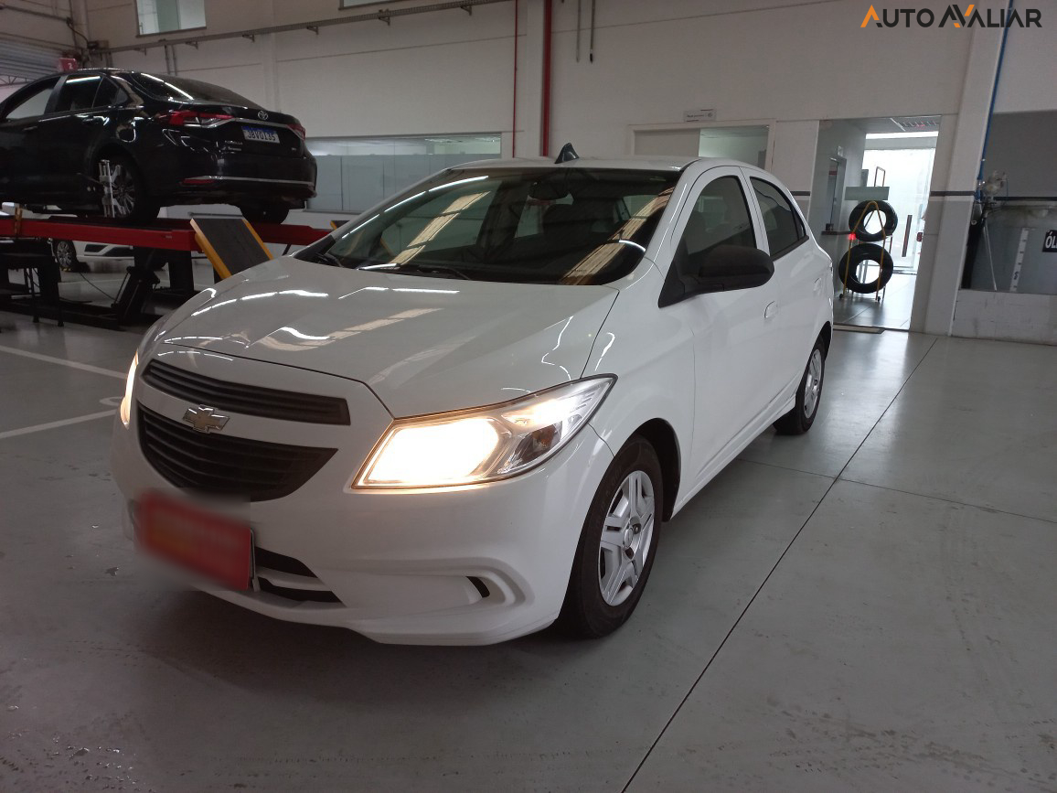 CHEVROLET ONIX - FORD FOCUS - FORD FOCUS