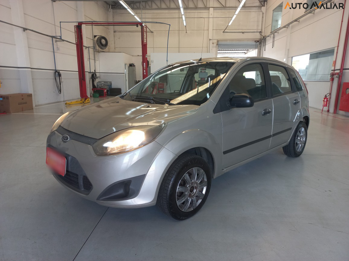 FORD FIESTA 1.6 MPI CLASS HATCH 8V FLEX 4P MANUAL