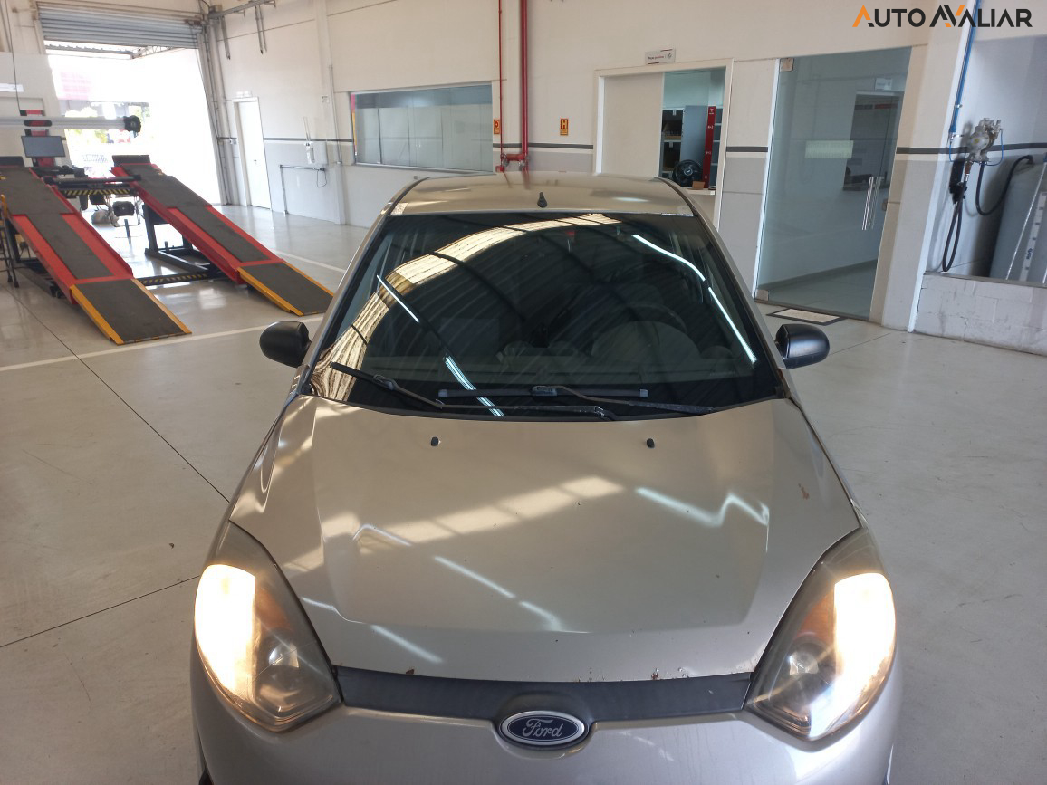 FORD FIESTA 1.6 MPI CLASS HATCH 8V FLEX 4P MANUAL