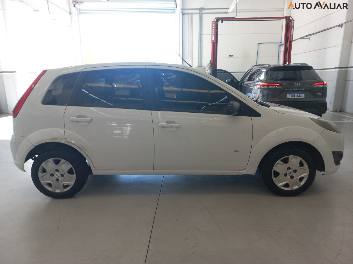 FORD FIESTA 1.0 ROCAM SE 8V FLEX 4P MANUAL
