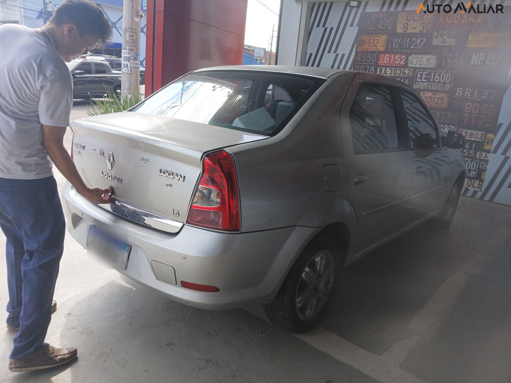 RENAULT LOGAN 1.6 EXPRESSION 8V FLEX 4P MANUAL