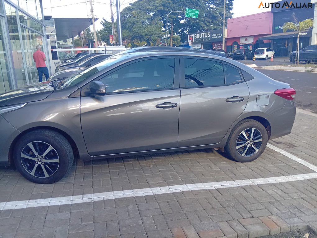 TOYOTA YARIS 1.5 16V FLEX SEDAN XS MULTIDRIVE