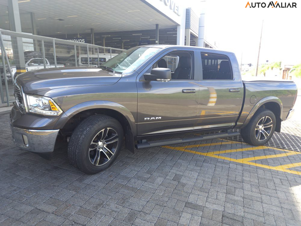 RAM CLASSIC 5.7 V8 GASOLINA LARAMIE CD 4X4 AUTOMATICO