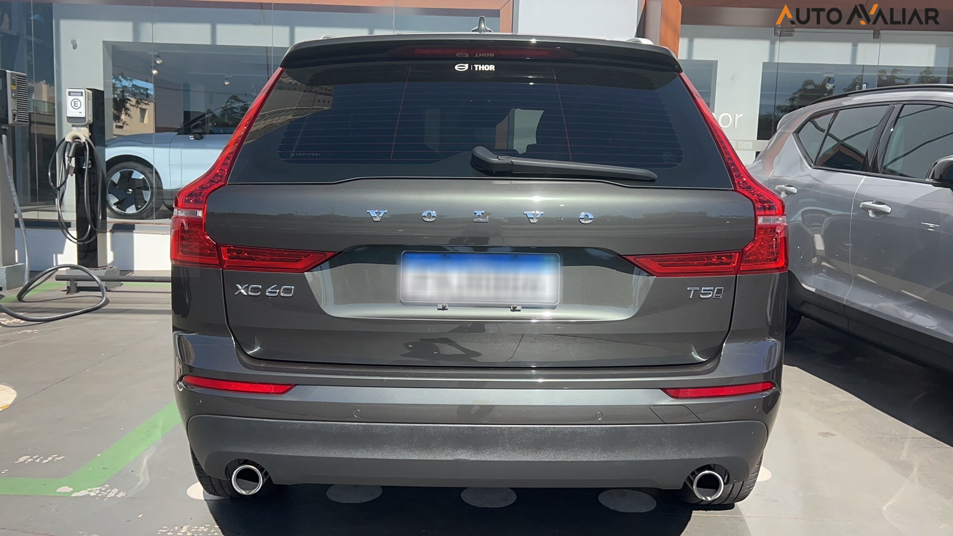VOLVO XC60 2.0 T5 GASOLINA MOMENTUM AWD GEARTRONIC