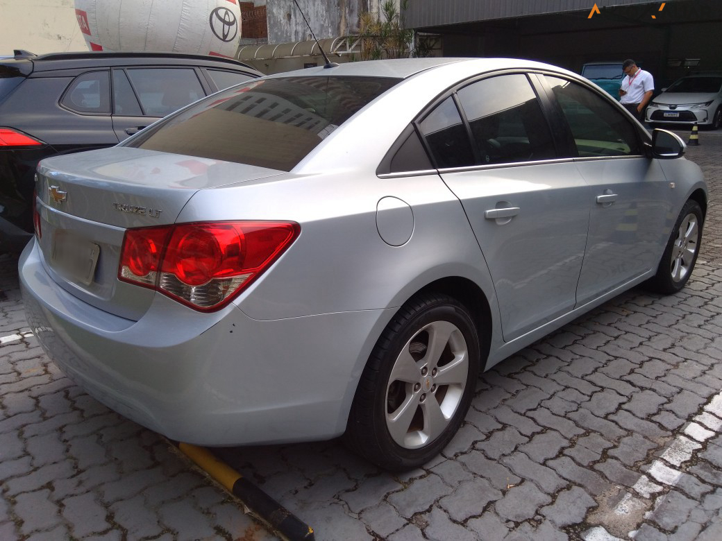 CHEVROLET CRUZE 1.8 LT 16V FLEX 4P MANUAL