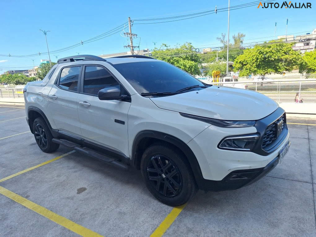 FIAT TORO 2.0 16V TURBO DIESEL ULTRA 4WD AT9