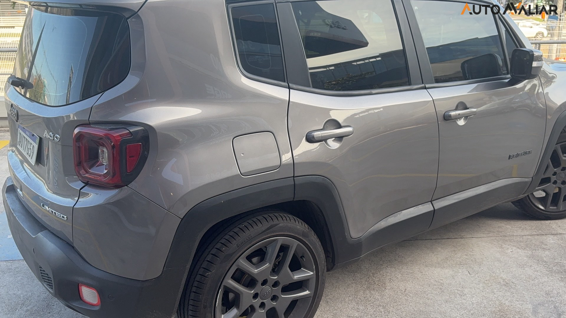 JEEP RENEGADE 1.8 16V FLEX LIMITED 4P AUTOMATICO