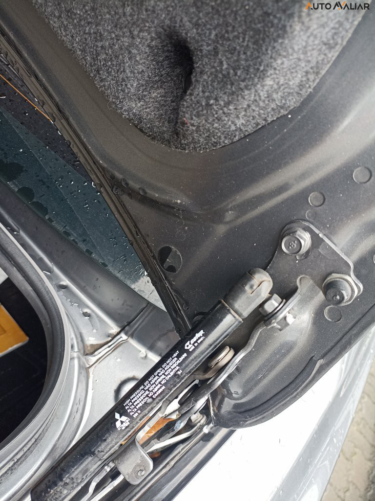 MITSUBISHI LANCER 2.0 HL 16V GASOLINA 4P AUTOMATICO