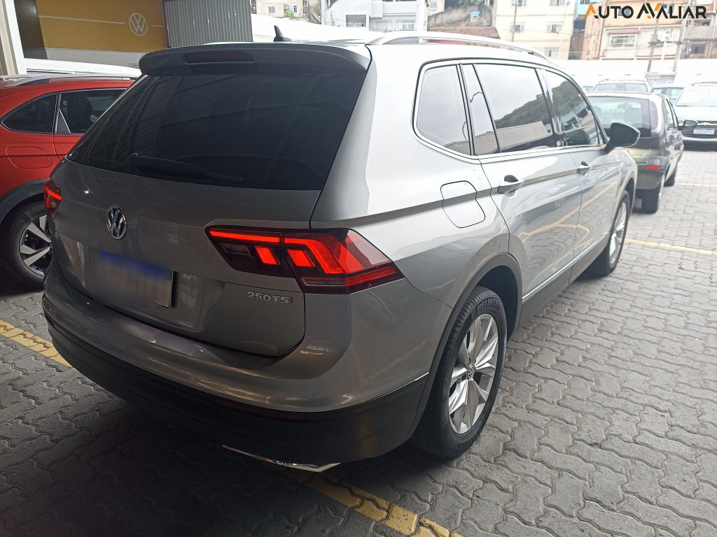 VOLKSWAGEN TIGUAN 1.4 250 TSI TOTAL FLEX ALLSPACE COMFORTLINE TIPTRONIC