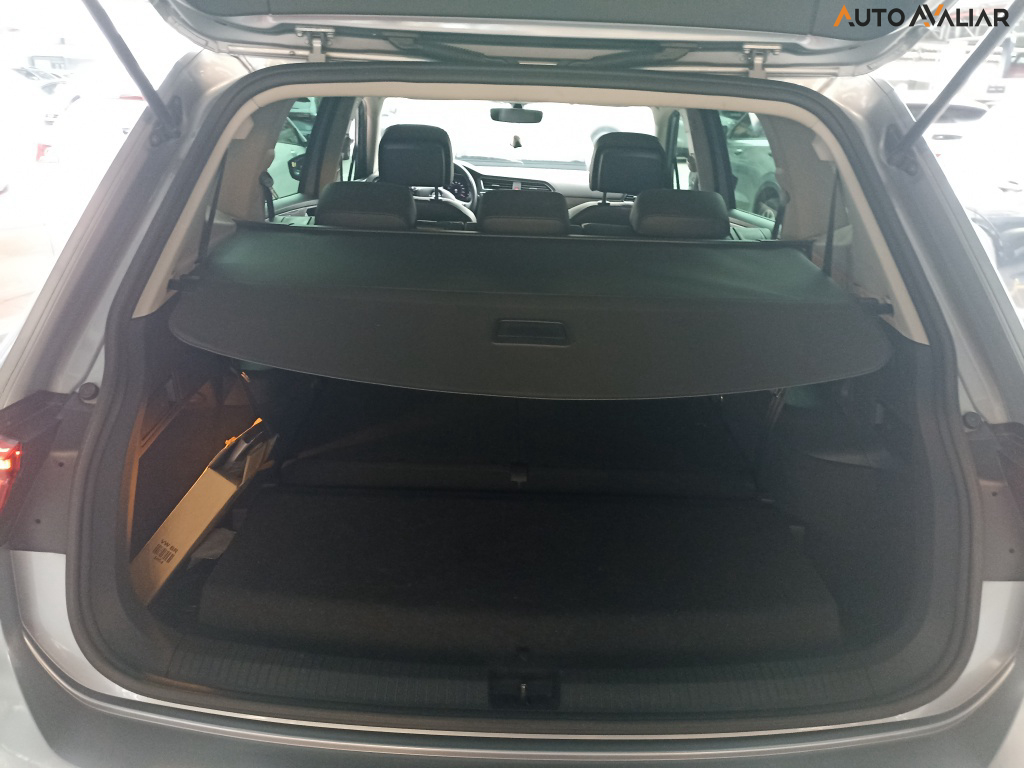 VOLKSWAGEN TIGUAN 1.4 250 TSI TOTAL FLEX ALLSPACE COMFORTLINE TIPTRONIC