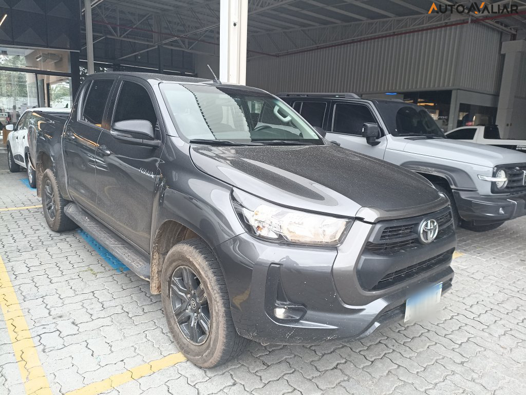 TOYOTA HILUX 2.8 D-4D TURBO DIESEL CD SR 4X4 AUTOM&Aacute;TICA