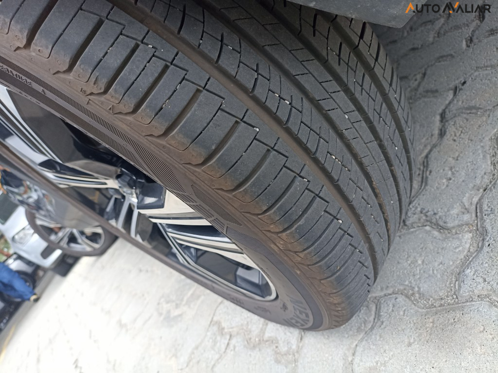 VOLVO XC40 1.5 T5 HYBRID INSCRIPTION GEARTRONIC