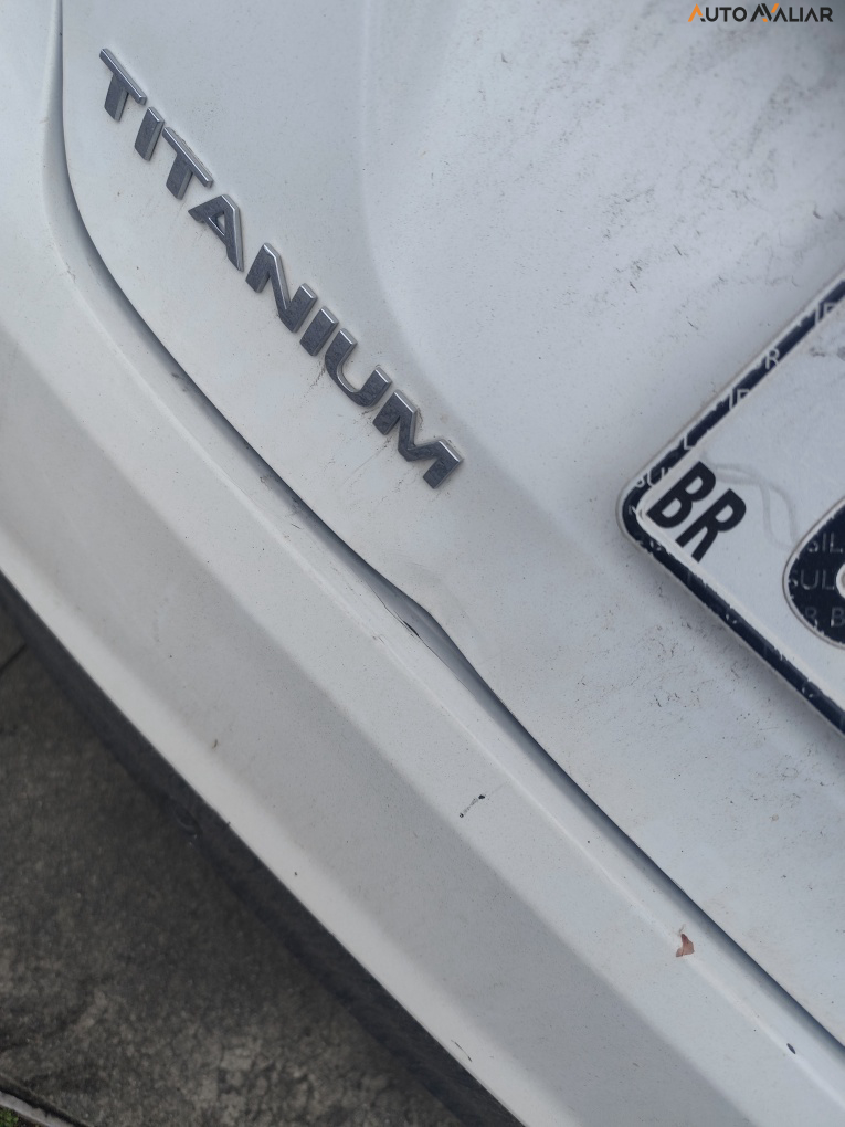 FORD FIESTA 1.6 TITANIUM HATCH 16V FLEX 4P POWERSHIFT