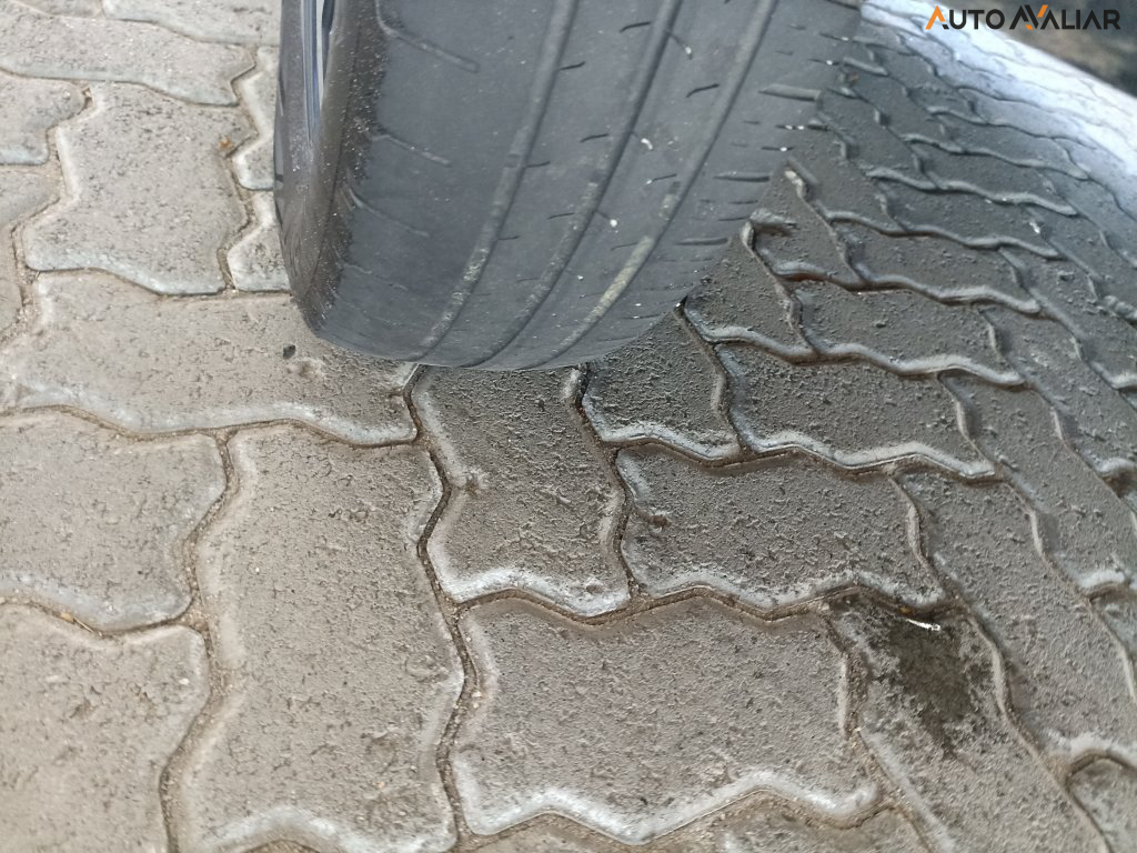 RENAULT KWID 1.0 12V SCE FLEX OUTSIDER MANUAL