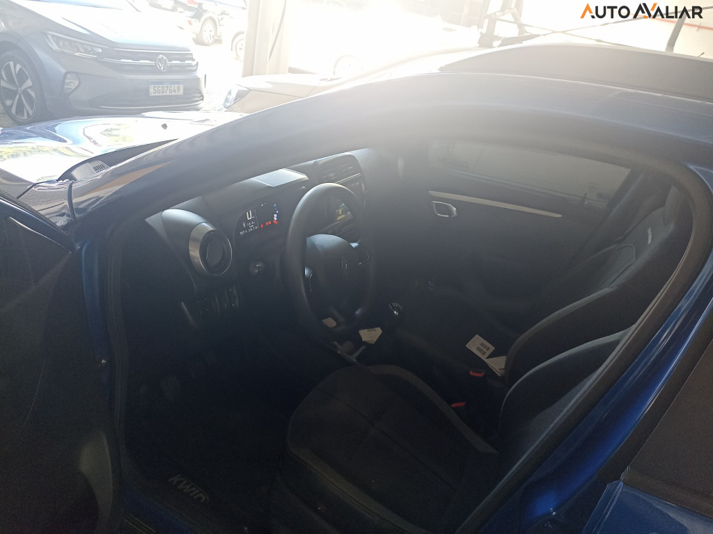 RENAULT KWID 1.0 12V SCE FLEX OUTSIDER MANUAL