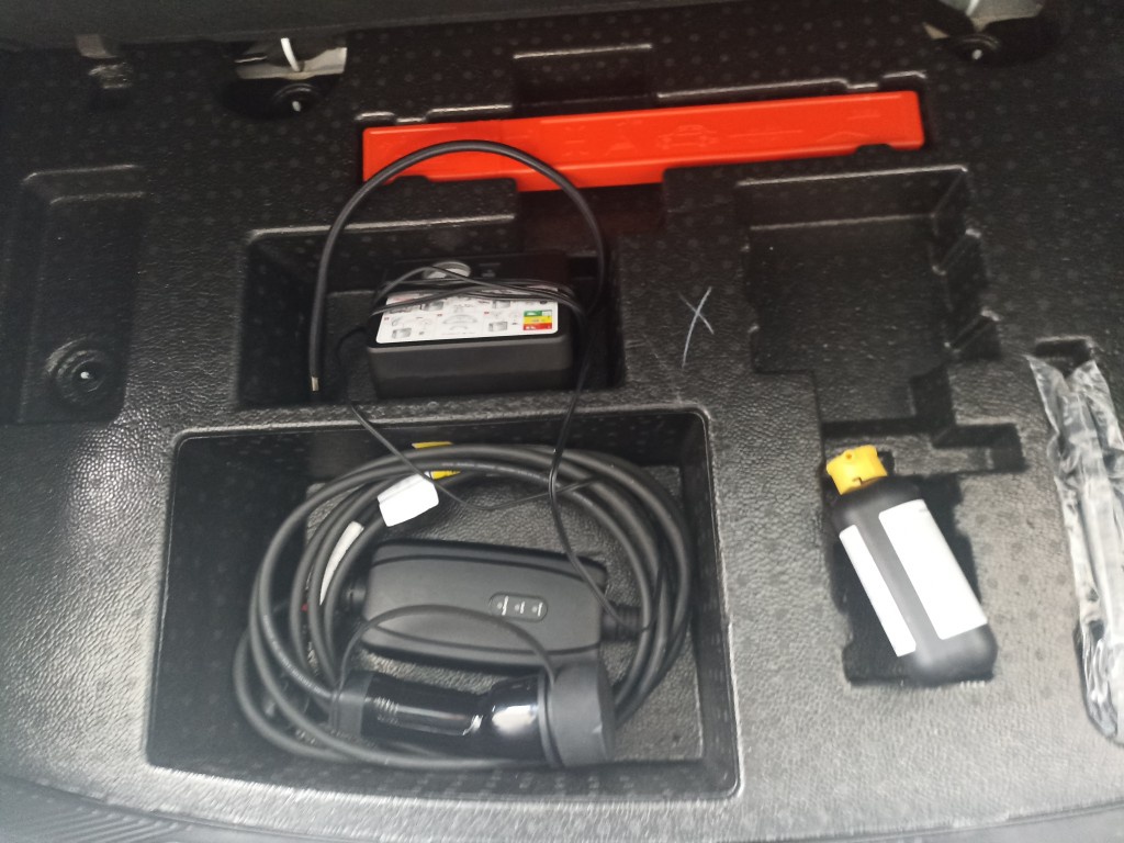 GWM ORA 03 63 KW EL&Eacute;TRICO GT