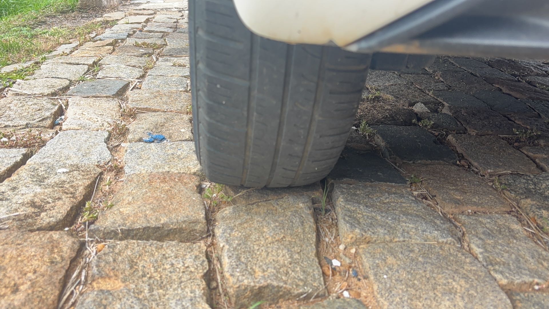 VOLKSWAGEN UP 1.0 TSI MOVE UP 12V FLEX 4P MANUAL