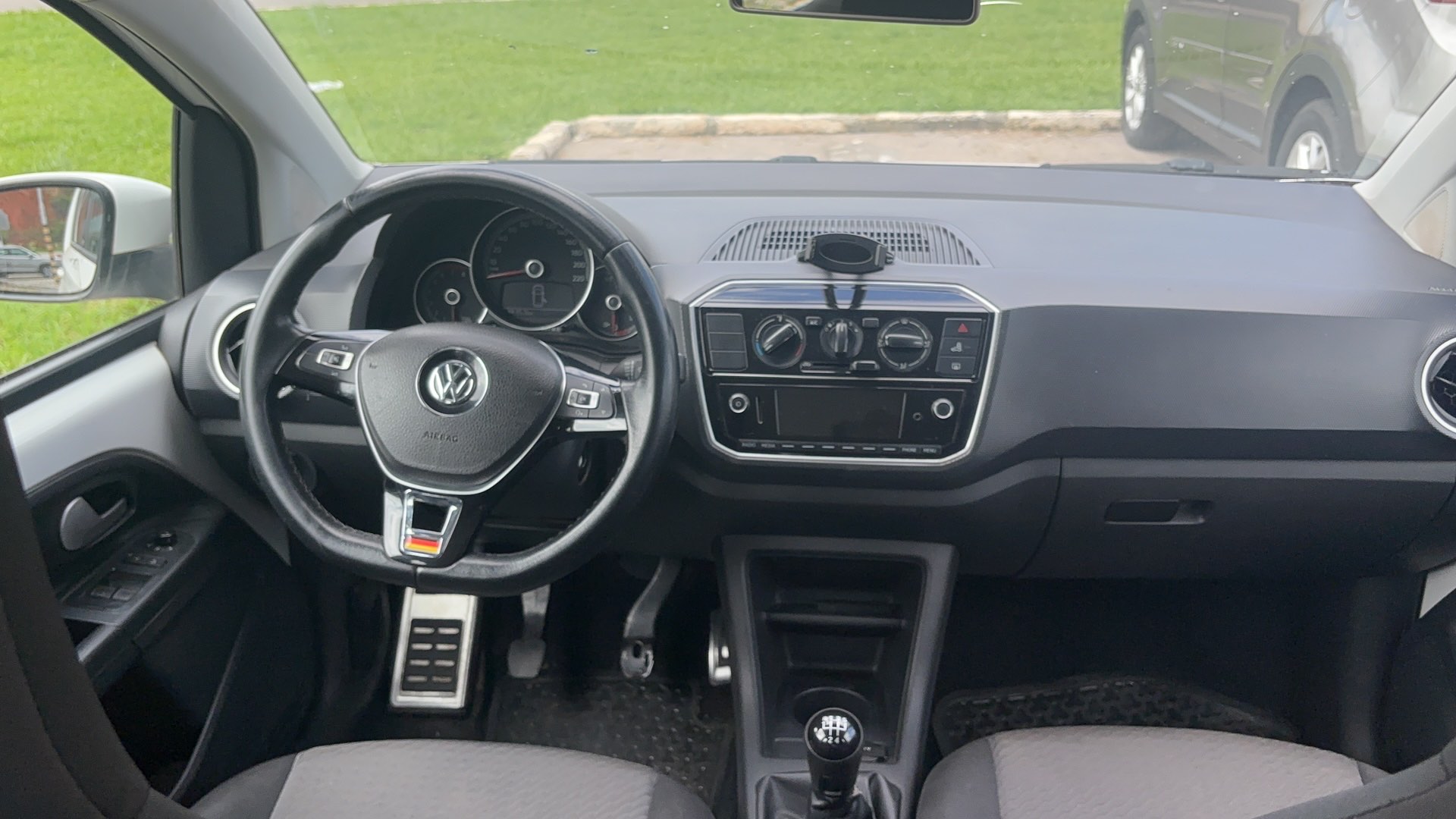 VOLKSWAGEN UP 1.0 TSI MOVE UP 12V FLEX 4P MANUAL